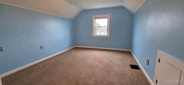 221 Harvest Lane, Reading, OH 45237