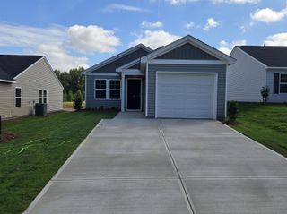 194 Cloverfield Lane, Spartanburg, SC 29303