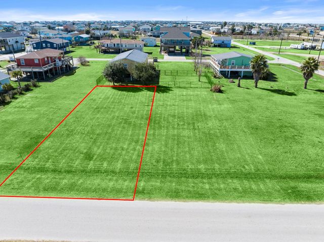 975 Wommack, Crystal Beach, TX 77650