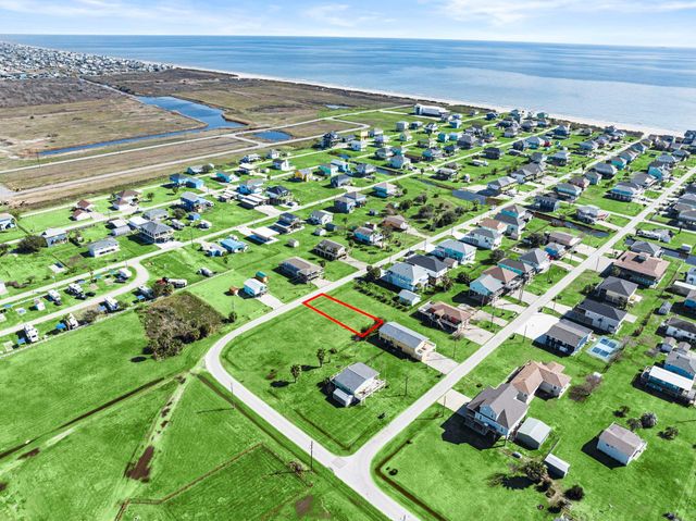 975 Wommack, Crystal Beach, TX 77650