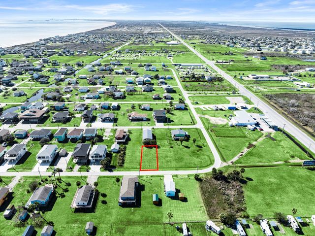 975 Wommack, Crystal Beach, TX 77650