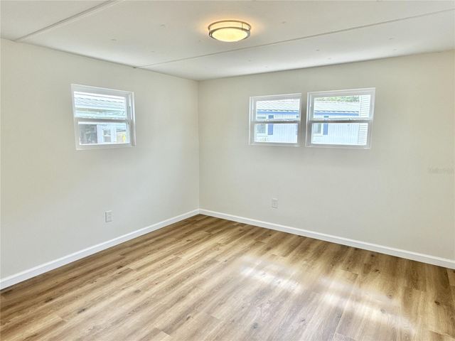 312 MOUNT RICHMOND AVENUE NE 331, St Petersburg, FL 33702