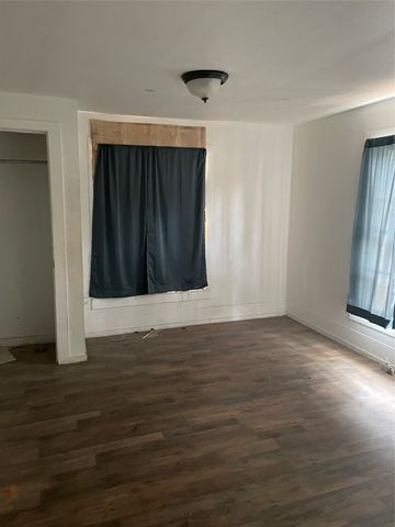 314 Kaufman Street, Waxahachie, TX 75165