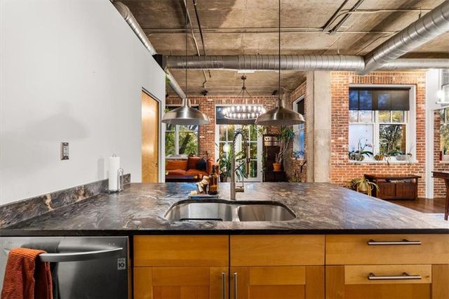 3235 Roswell NE Road 609, Atlanta, GA 30305