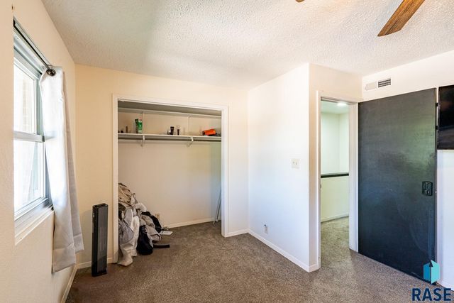 101 N Pipestone St Street 2, Brandon, SD 57005