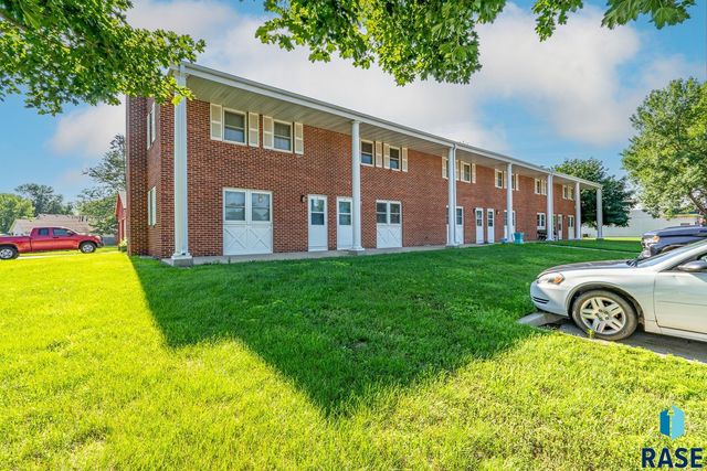 101 N Pipestone St Street 2, Brandon, SD 57005