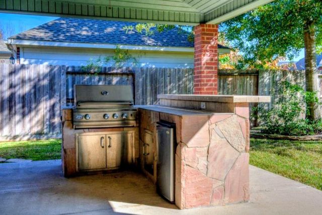 11811 Brush Canyon Drive, Tomball, TX 77377