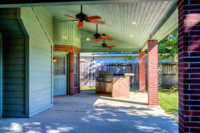 11811 Brush Canyon Drive, Tomball, TX 77377