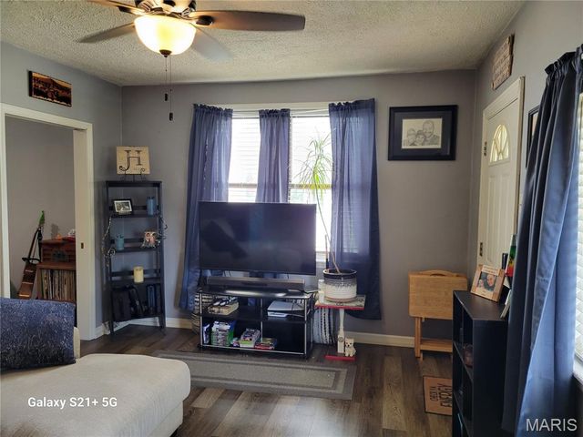776 Zeiss Avenue, St Louis, MO 63125