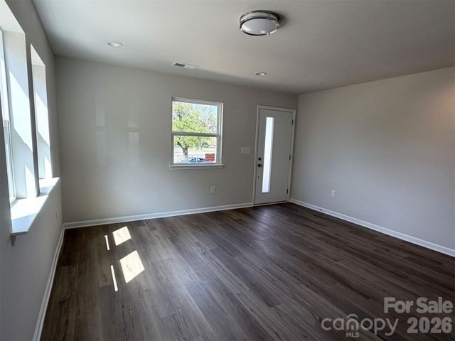 1610 Spring Street EQX1873, Charlotte, NC 28206