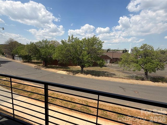 1610 Spring Street EQX1873, Charlotte, NC 28206