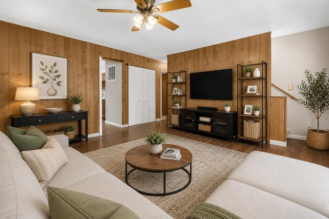 719 Capitol Road, Valparaiso, IN 46385