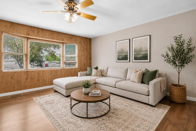 719 Capitol Road, Valparaiso, IN 46385