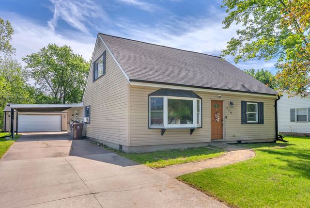 719 Capitol Road, Valparaiso, IN 46385
