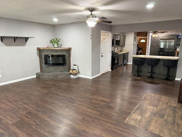 719 Capitol Road, Valparaiso, IN 46385