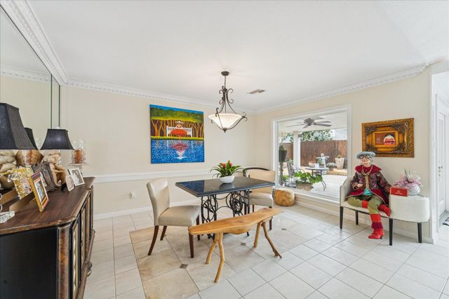 366 Champions Colony Iii, Houston, TX 77069