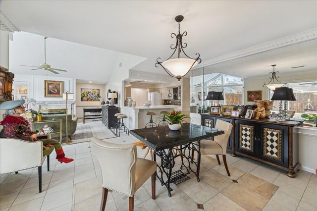 366 Champions Colony Iii, Houston, TX 77069