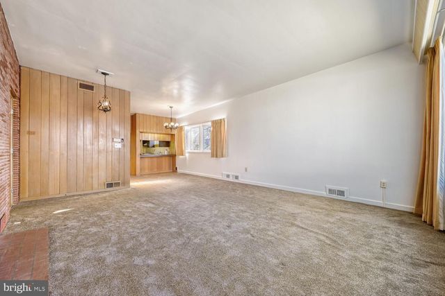 3813 GLEN AVE, Baltimore, MD 21215