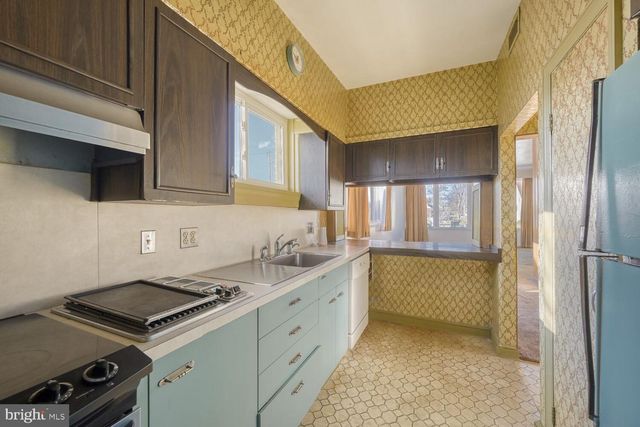 3813 GLEN AVE, Baltimore, MD 21215