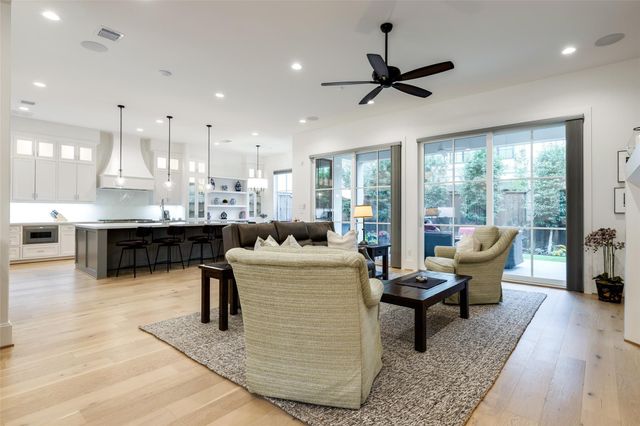 1918 Woodhead Street, Houston, TX 77019