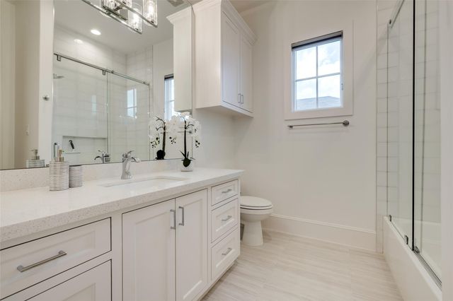 1918 Woodhead Street, Houston, TX 77019