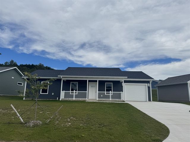 279 Aspen Hill Drive, Shelby, MI 49455