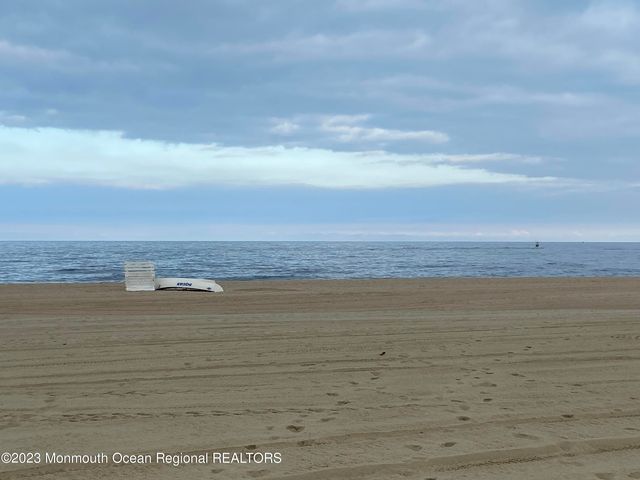 608 Brielle Avenue, Brielle, NJ 08730