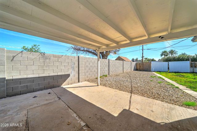 2031 N 28TH Place, Phoenix, AZ 85008