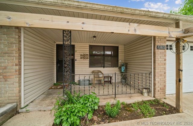 13812 S 296th East Avenue, Coweta, OK 74429