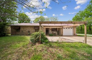 13812 S 296th East Avenue, Coweta, OK 74429