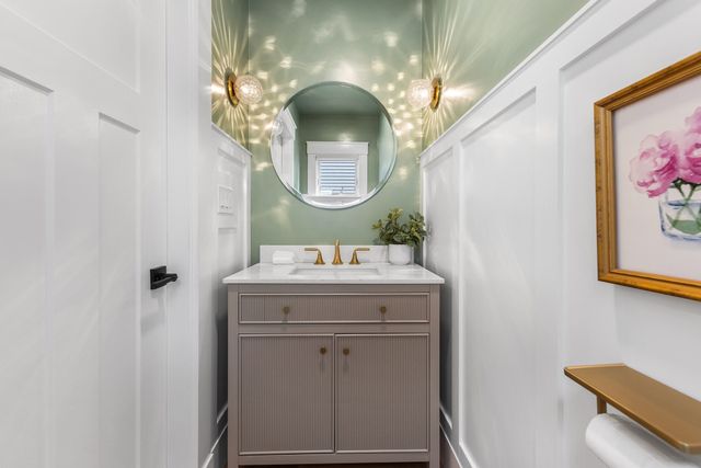 437 Mount Auburn St, Watertown, MA 02472