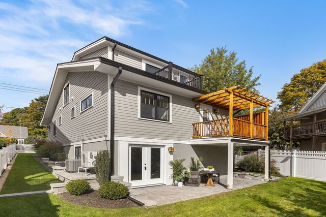 437 Mount Auburn St, Watertown, MA 02472