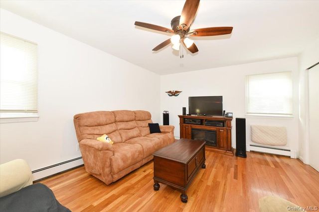 19 Sprague Drive, Valley Stream, NY 11580