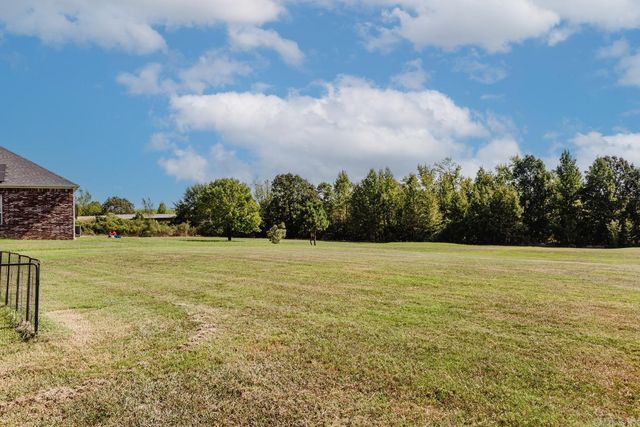 121 Plantation Drive, Mayflower, AR 72106