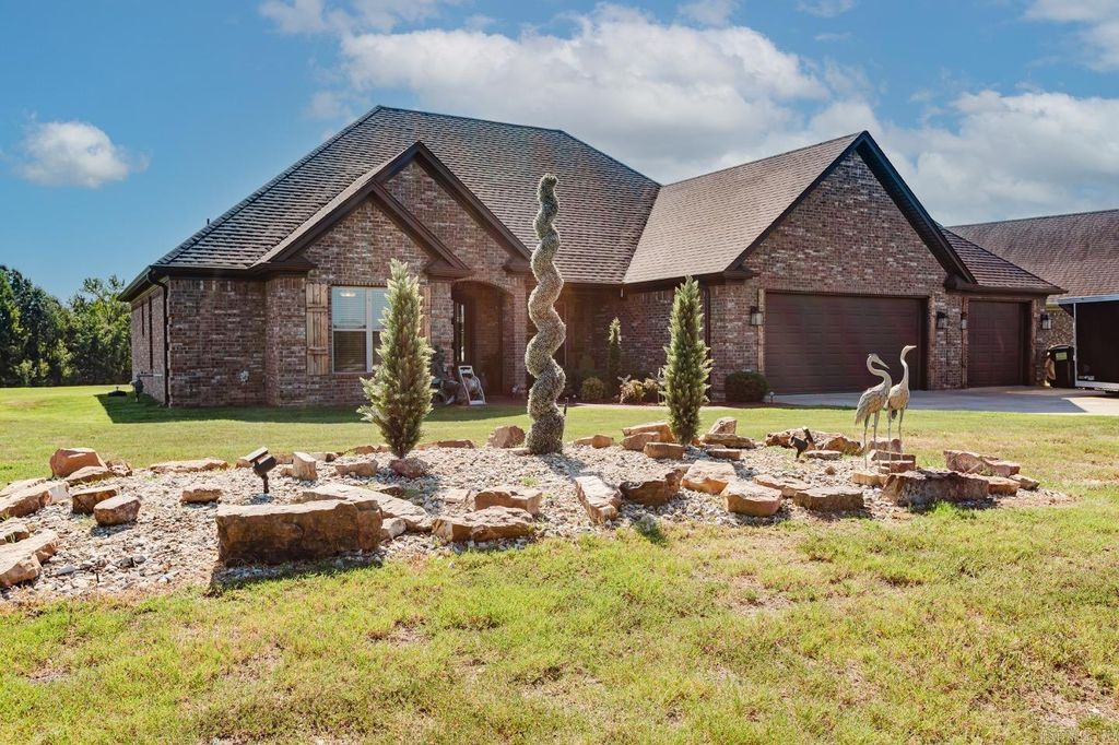121 Plantation Drive, Mayflower, AR 72106