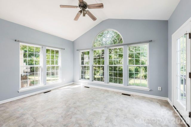 153 Flowering Grove Lane, Mooresville, NC 28115