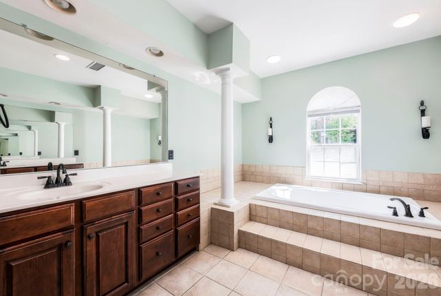153 Flowering Grove Lane, Mooresville, NC 28115