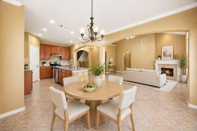 9722 Eagle Peak Ct, Katy, TX 77494