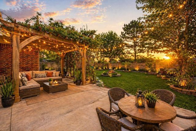 9722 Eagle Peak Ct, Katy, TX 77494