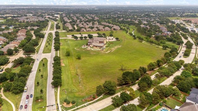 9722 Eagle Peak Ct, Katy, TX 77494