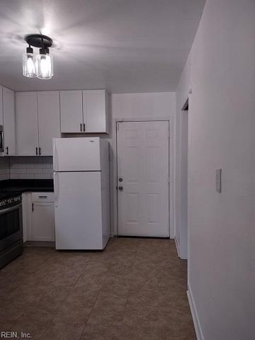 635 46th ST, Newport News, VA 23607
