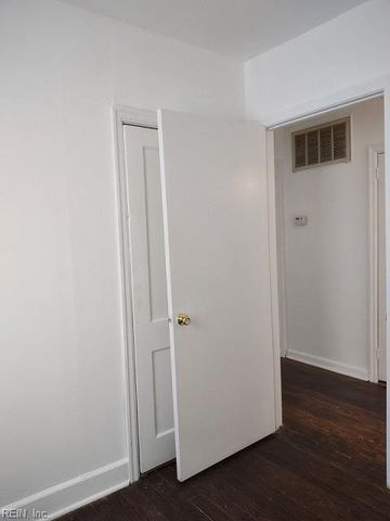 635 46th ST, Newport News, VA 23607
