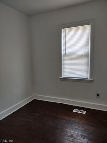 635 46th ST, Newport News, VA 23607