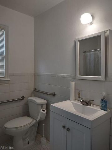635 46th ST, Newport News, VA 23607