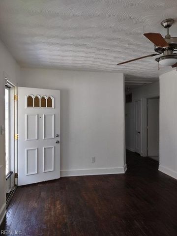 635 46th ST, Newport News, VA 23607