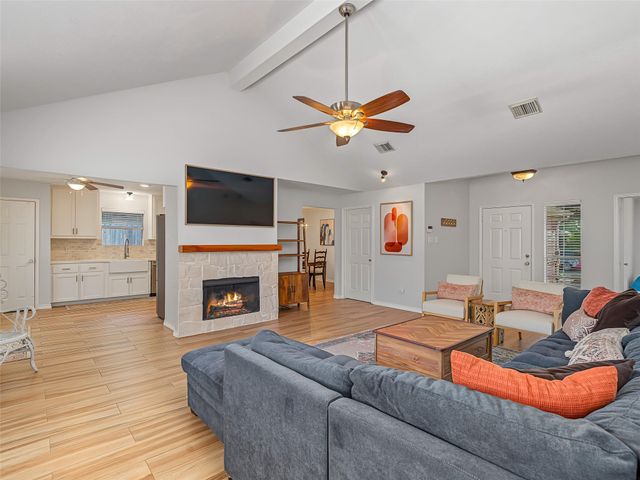 1310 Hidden Canyon Road, Katy, TX 77450