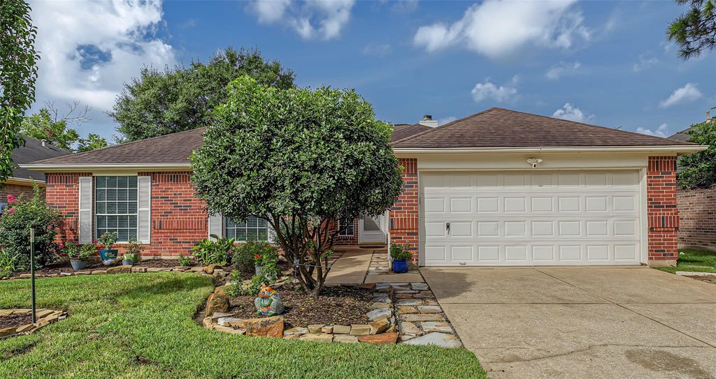 1310 Hidden Canyon Road, Katy, TX 77450