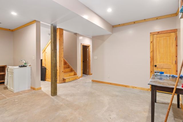 1975 Cherry Grove Road, Somerset, KY 42501