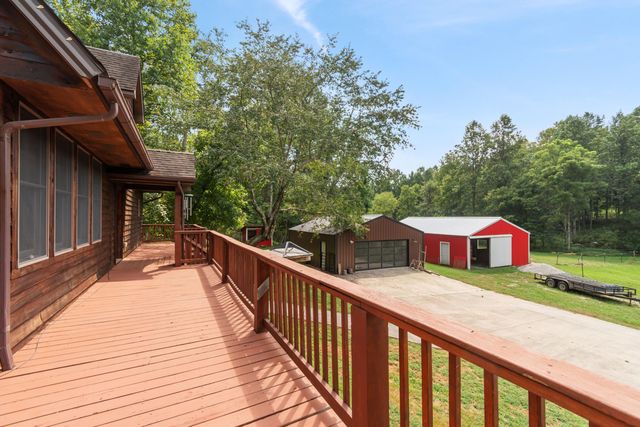 1975 Cherry Grove Road, Somerset, KY 42501