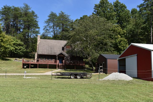 1975 Cherry Grove Road, Somerset, KY 42501